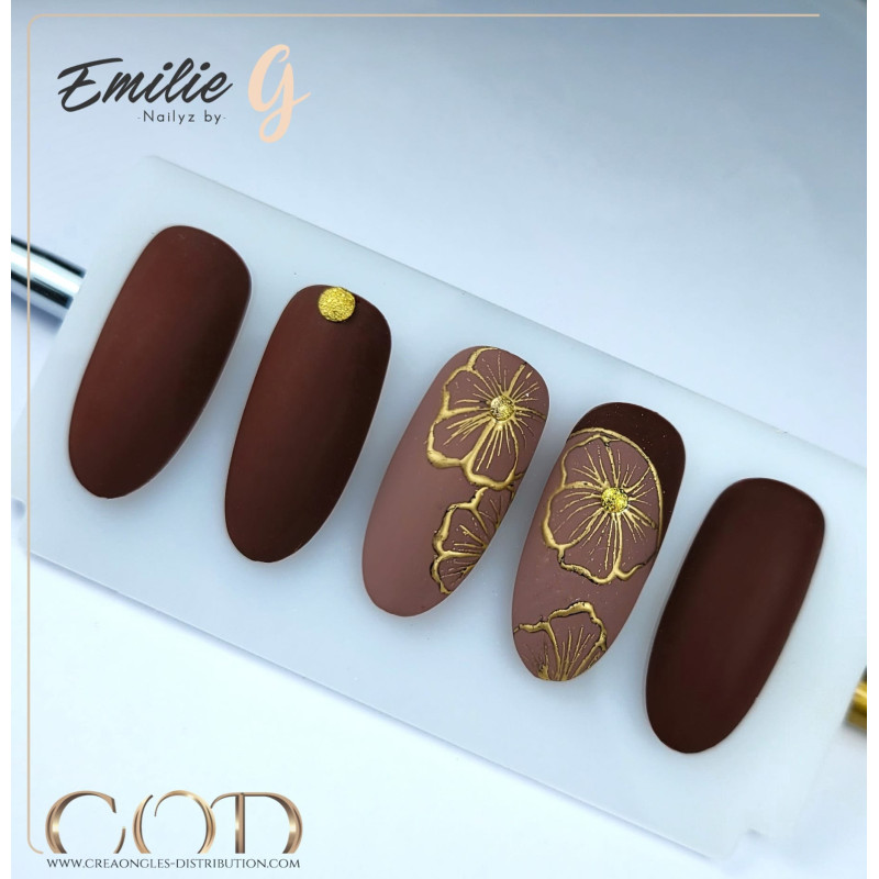 Nail art fait sur tips avec le My Color Darkness