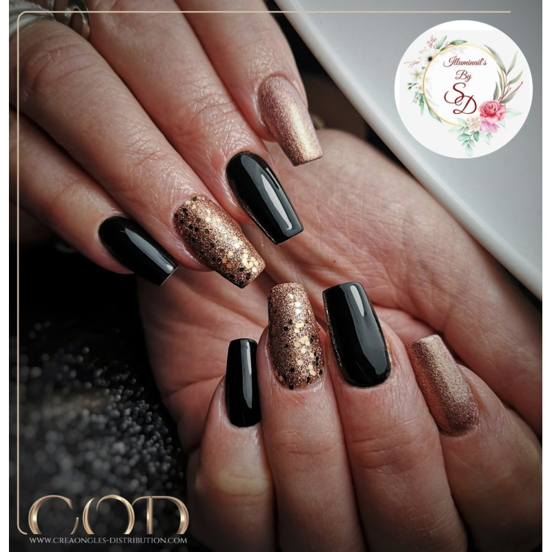 Square fait avec le Glitter Shine rose Gold 