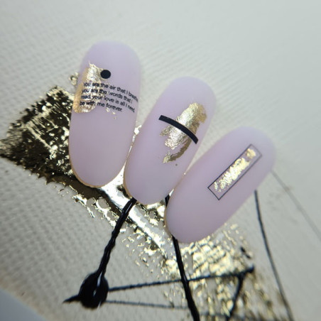 Water Decal 35 pose sur des capsules 
