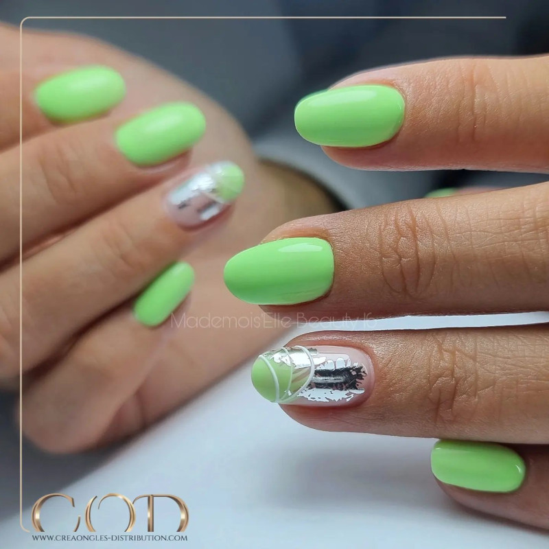 Oval fait avec le My Color Brasilia