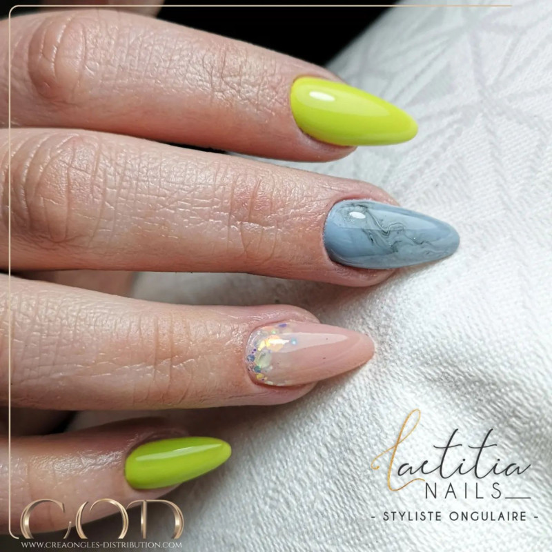 Almond fait avec le My Color Arcade