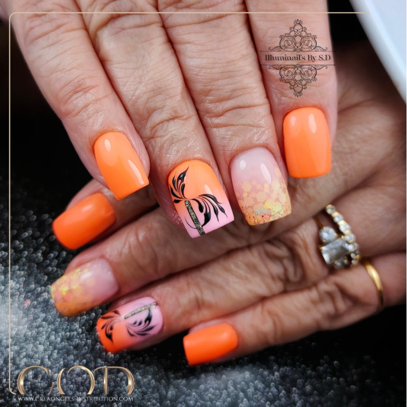 Square fait avec le Gel couleur oasis