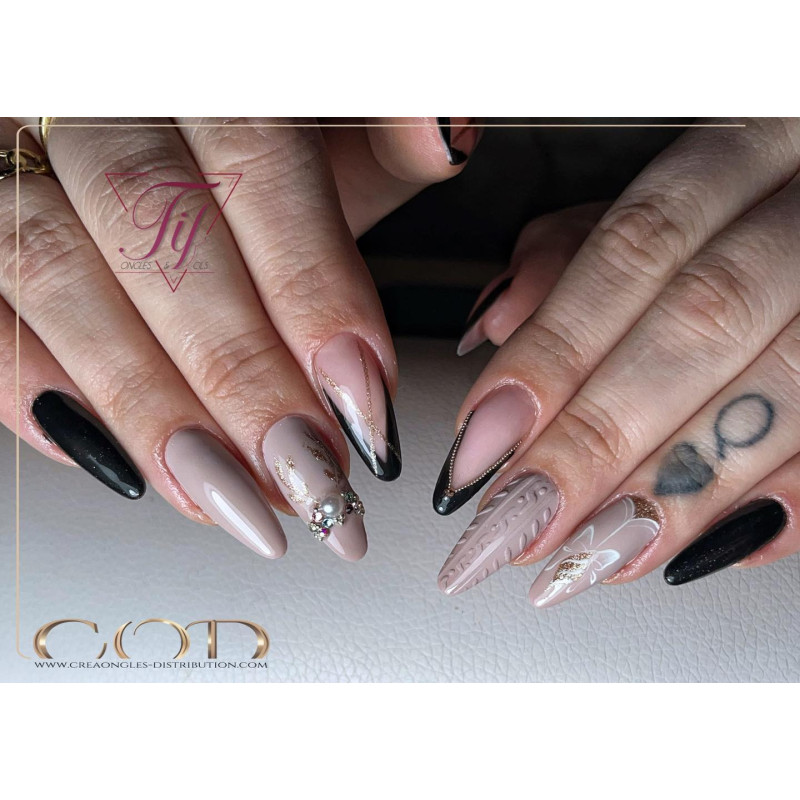 Almond fait avec le My Color Relax