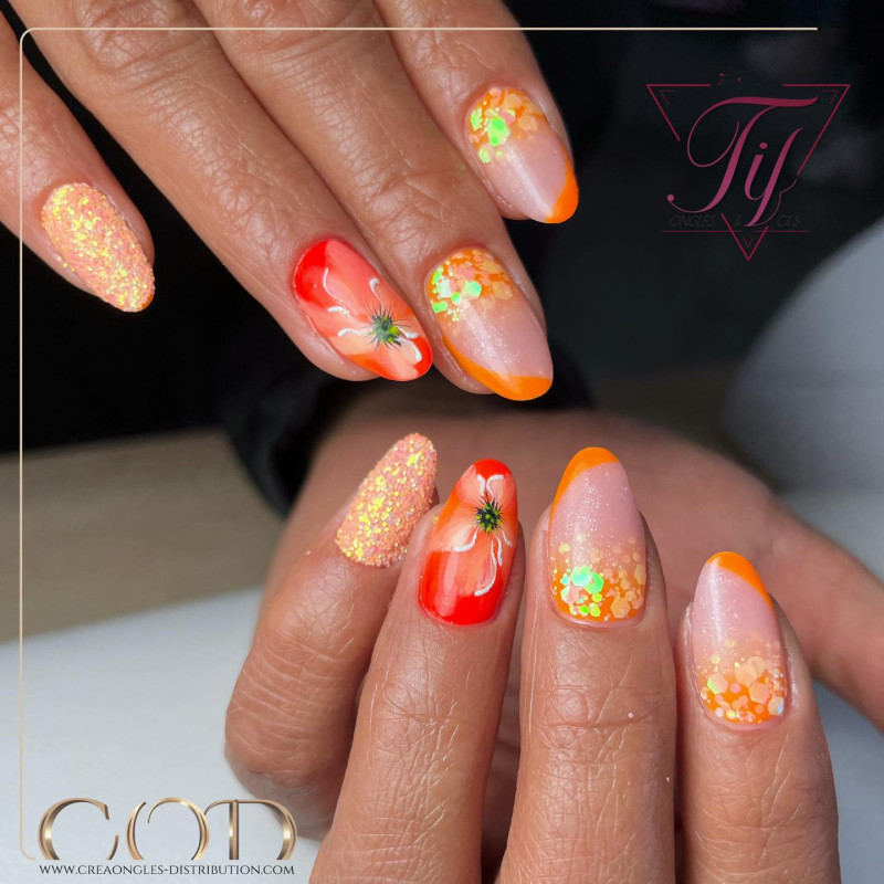 Almond fait avec le Mix Néon Orange