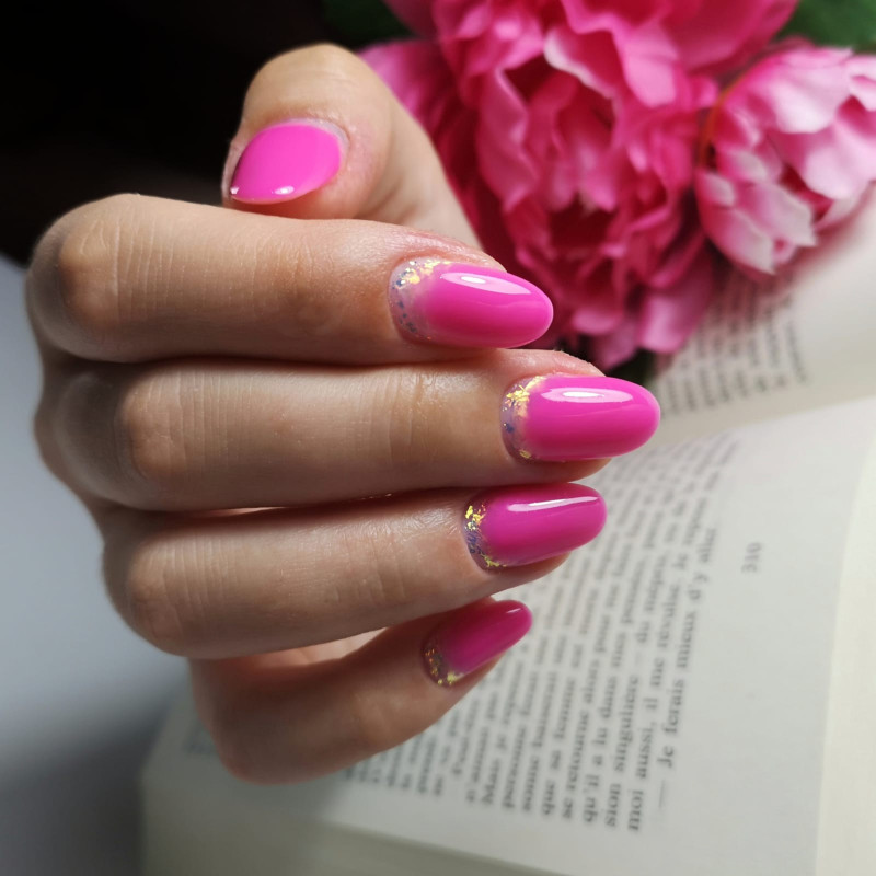 Oval fait avec le Builder Color neon pink
