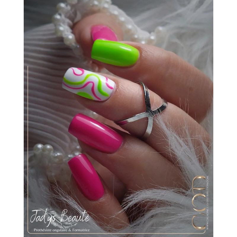 Nail art fait avec le My Color Electro