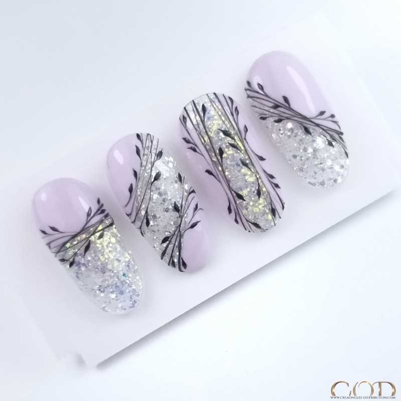 Capsules faites avec le Shimmer Line Starlight