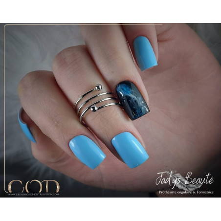 Square fait avec le Gel couleur Twister