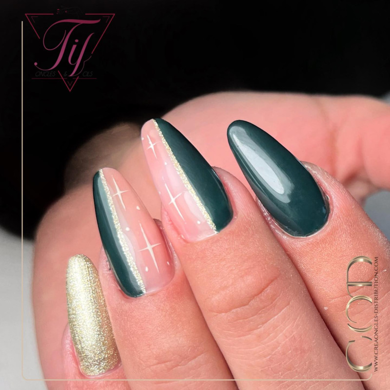 Almond fait avec le My Color Mermaid