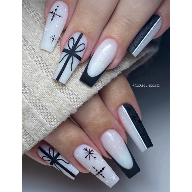 Pose carrée avec le Easy Glitter Milky White