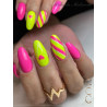 Almond fait avec le Gel couleur Tropical Sun