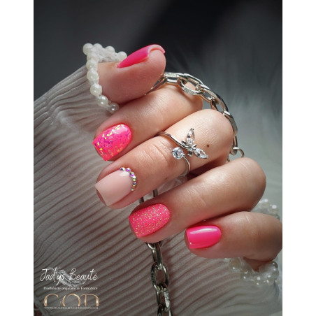 Nail art fait avec le My Color Summer Vibe Nail art fait avec le My Color Summer Vibe