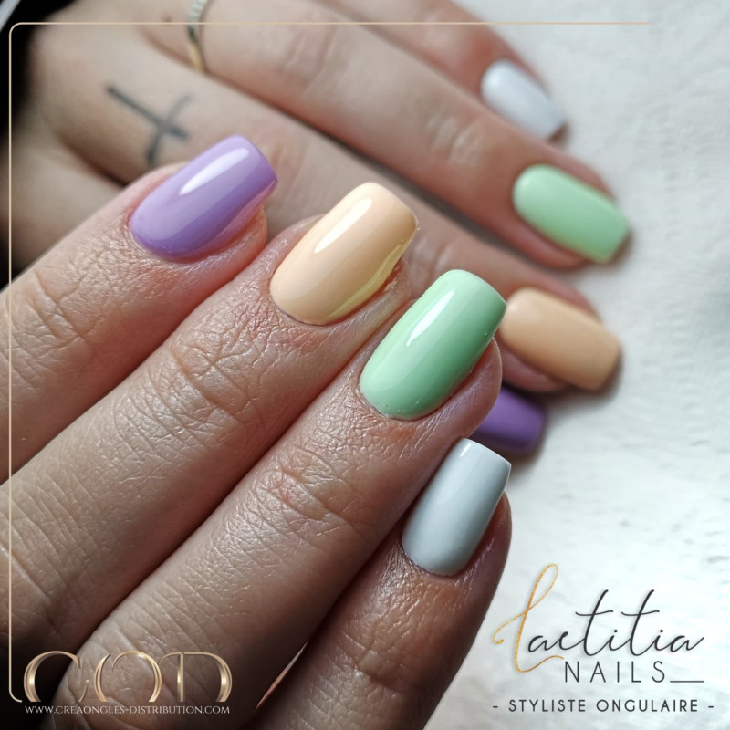 Nail art fait avec le My Color Dam Dam Deo