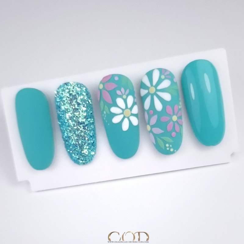 Capsule faite avec le My Color Spring Break 