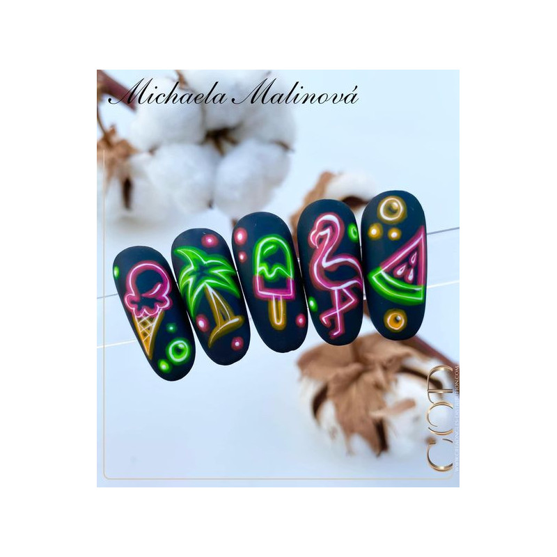 Capsule néon faites avec le Gel couleur Neon Lemonade