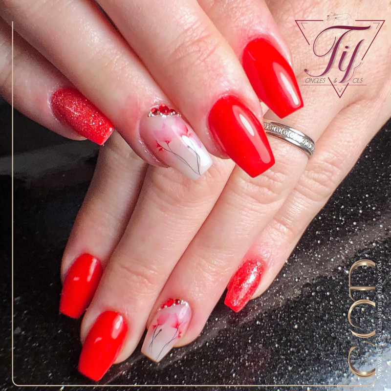 Square fait avec le Gel couleur Dragon Fire