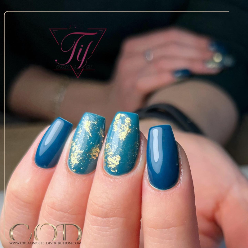 Square fait avec le Gel couleur Infinity