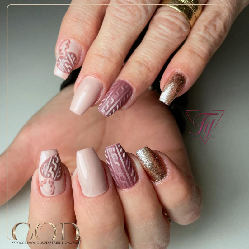 Square fait avec le Gel couleur Harmonie