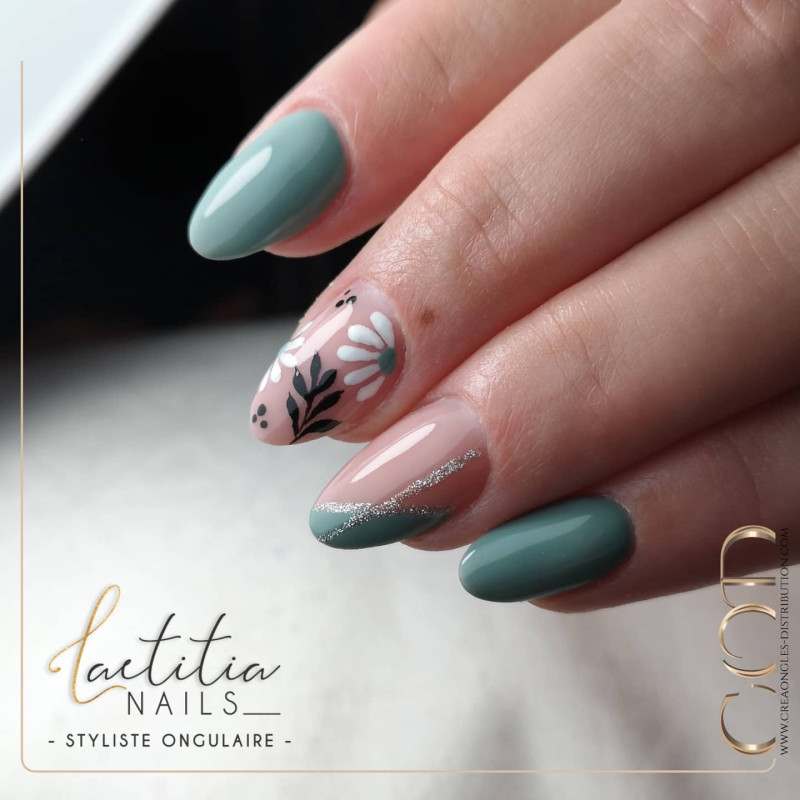 Rounded fait avec le My Color Pop 