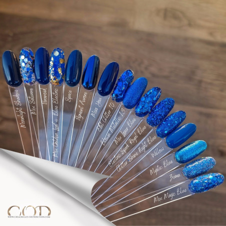 Nuancier de toute la gamme des bleu dont le My Color Miss You