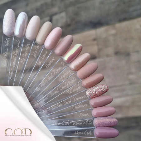 Gamme de nude pailleté fait avec le My Color Last Dance