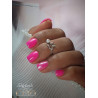 Nail art fait avec le Builder Color neon pink