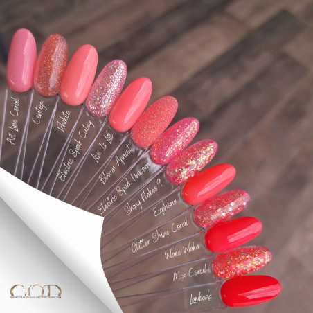Nuancier fait avec le Glitter Shine Corail
