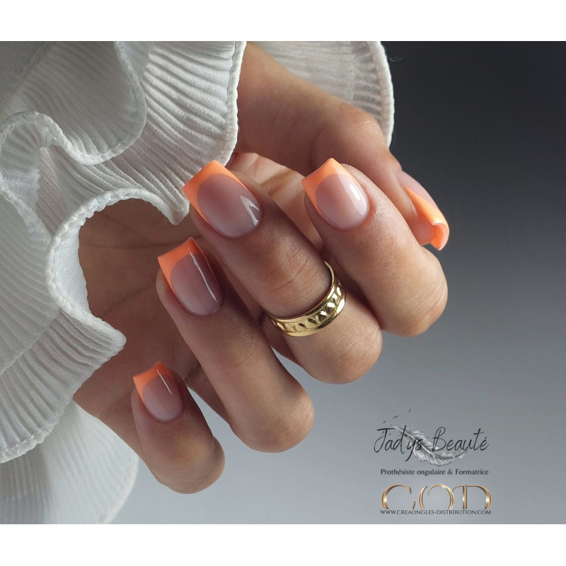 French fait avec le Gel couleur Oasis