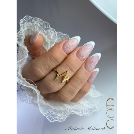 Almond fait avec le Shimmer Fairy Pink