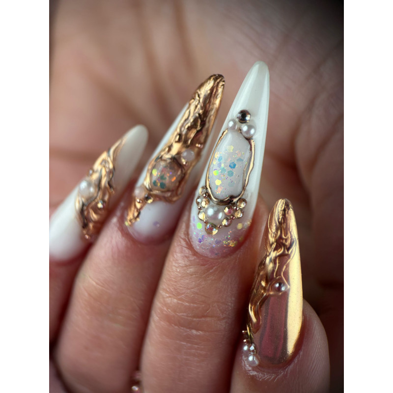 Nail art fait avec le My color White Dress