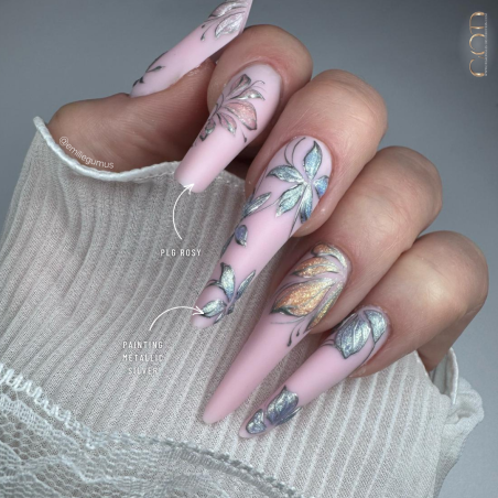 Pose avec le Pro Liquid gel Rosy, le Painting Metallic Silver et les My Color Pearl