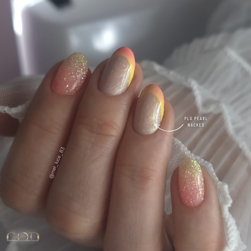 Pose avec le Pro Liquid Gel Pearl Nacked