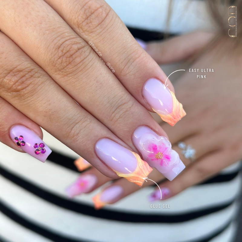 Pose carrée avec le Easy Ultra Pink et le Gel Clear 3D