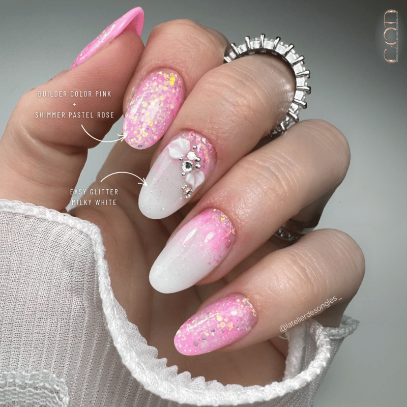 Pose ovale avec le Easy Glitter Milky White, le Builder Color Rose et le PLG Shimmer Milky Rose