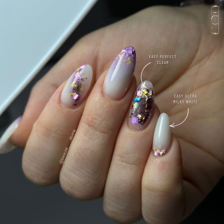 Pose en amande avec le Easy Perfect Clear et le Ultra Milky White en incrustation Pose en amande avec le Easy Perfect Clear et le Ultra Milky White en incrustation