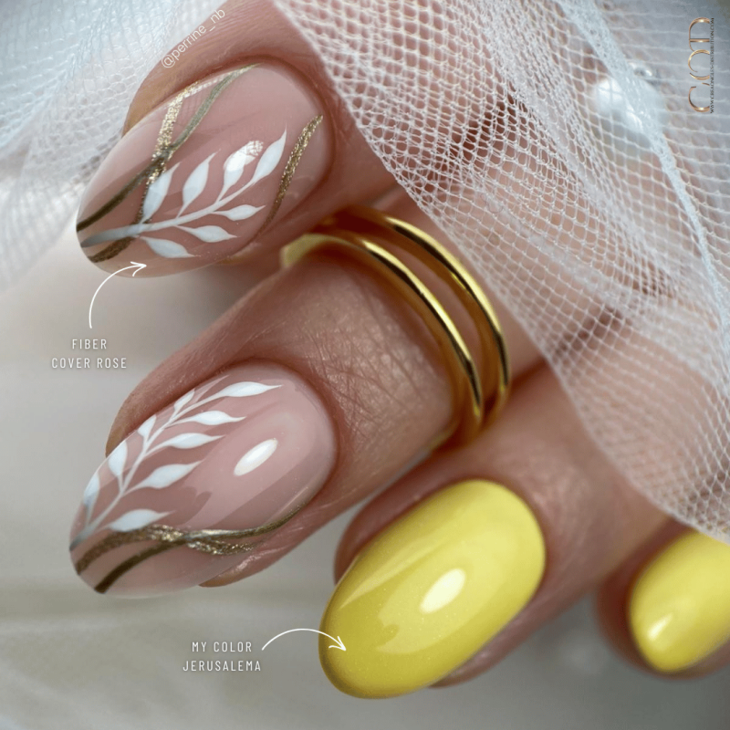 Pose avec le Fiber Cover Rose et le My Color Jerusalema