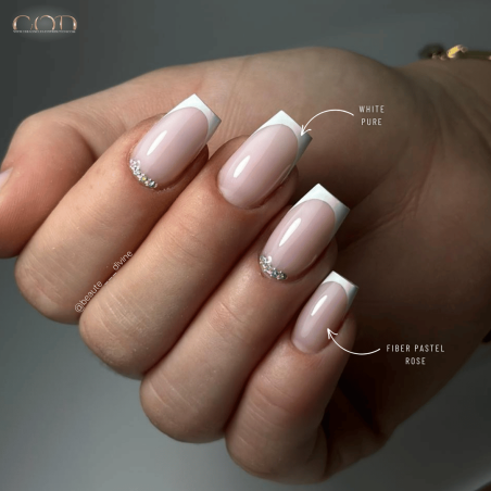Pose avec le Fiber Pastel Rose et french avec le White Pure Pose avec le Fiber Pastel Rose et french avec le White Pure
