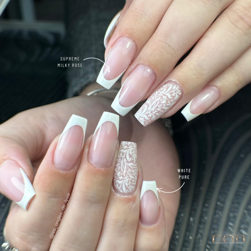 Pose coffin avec le Supreme Milky Rose et le White Pure en french