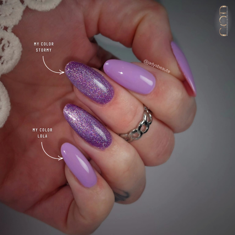 Pose en amande avec le My Color Lola et Cat Eye Stormy