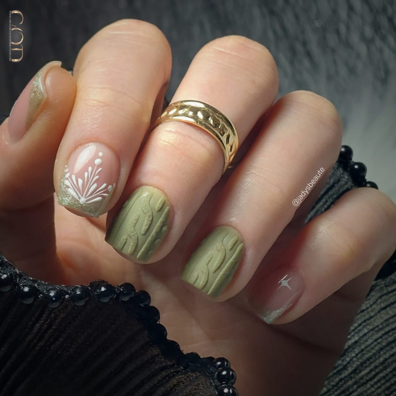 Pose carrée avec le My Color Military de Noël