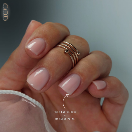Pose carrée avec le Fiber Pastel Rose et le My Color Petal