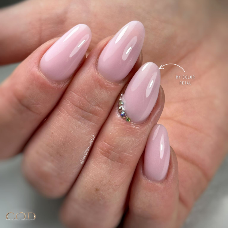 Pose carrée arrondie avec le My Color Petal