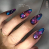 Pose carrée avec le My Color Cat Eye Alpha avec Nail Art galaxie
