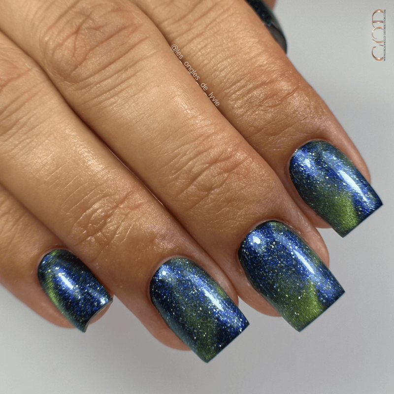 Pose carrée avec le My Color Cat Eye Maia