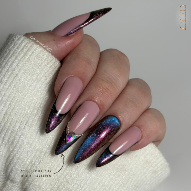 Pose en amandes avec le My Color Antares et Back in Black