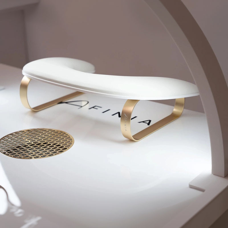 Repose Main Afinia Luna image de couverture