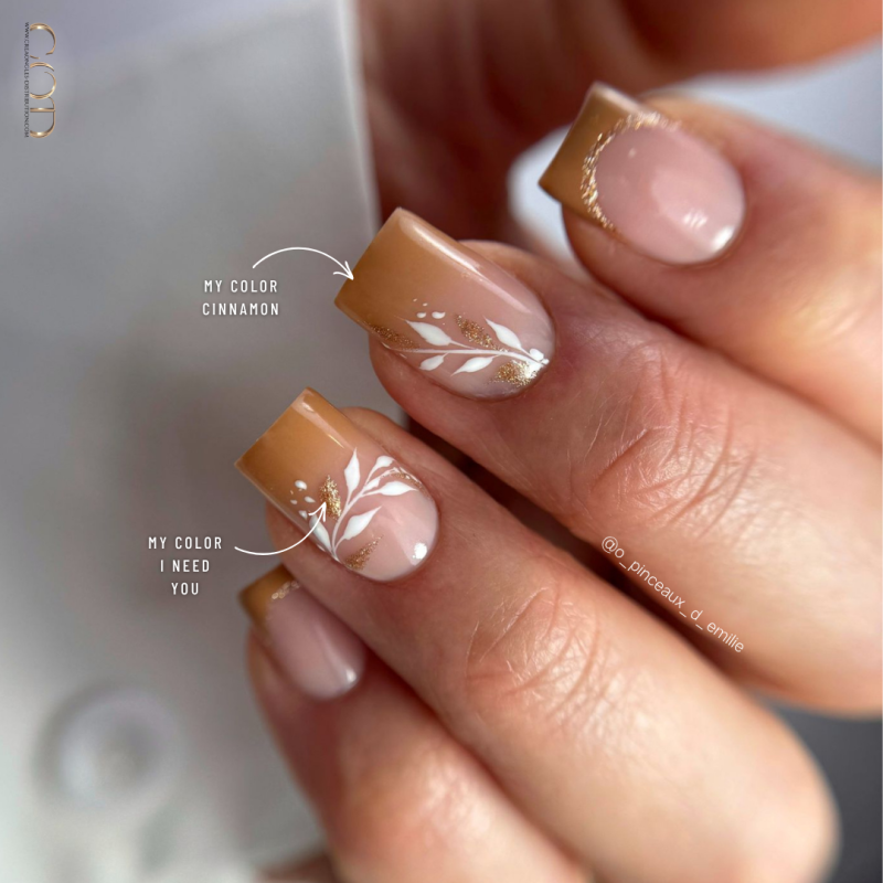 Pose carrée avec le My Color Cinnamon et I Need You