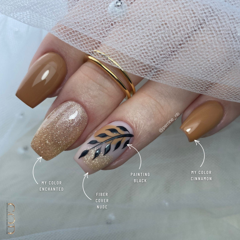 Pose coffin avec le My Color Cinnamon, Enchanted, le Fiber Cover Nude et le Painting Black