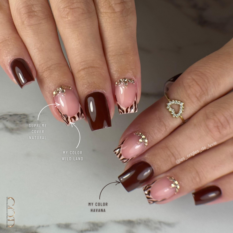 Pose carrée avec le My Color Havana, Wild Land et le Supreme Cover Natural