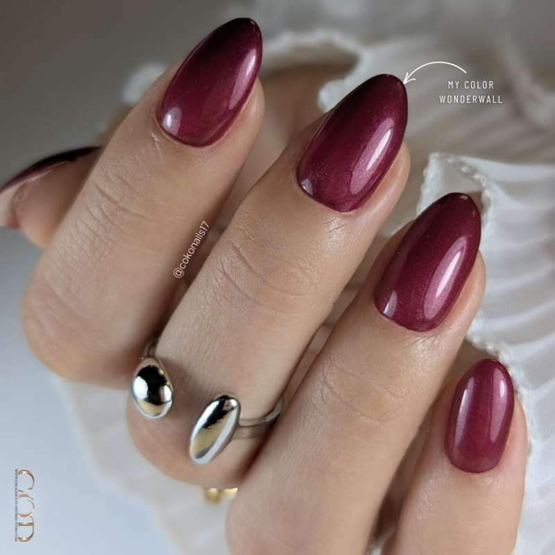 Pose en amande avec le My Color Wonderwall